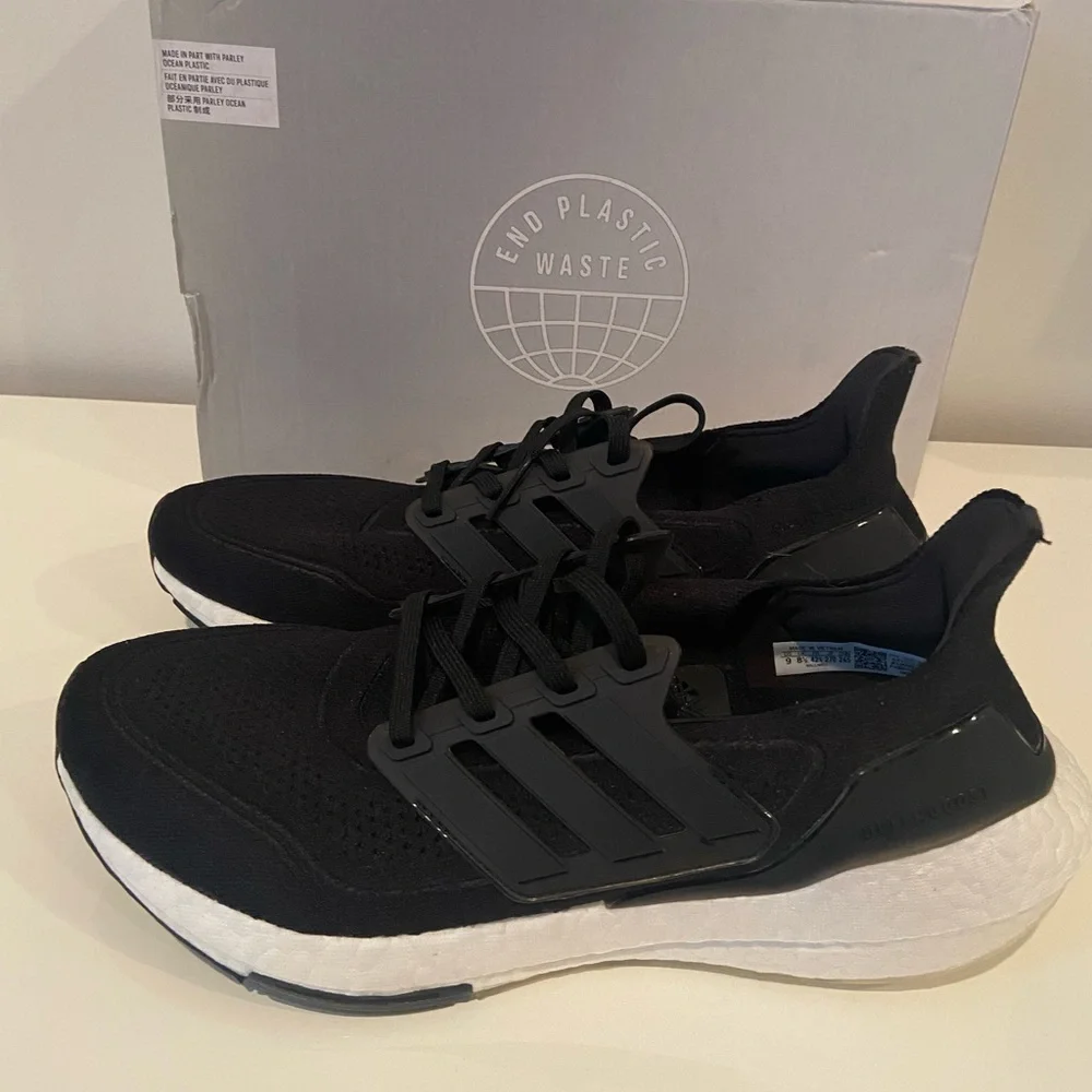 NIBAdidas Ultraboost 21 FY0378 Core Black Men's Running Shoes Sneakers US Size 9